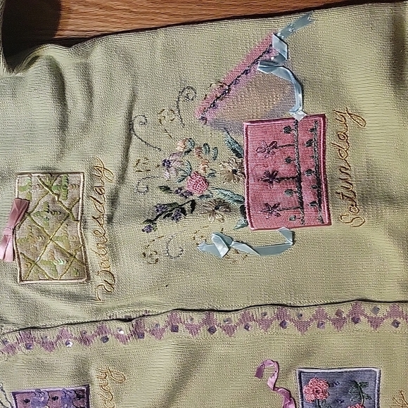 STORYBOOK KNITS - EACH DAY - Picture 11 of 16